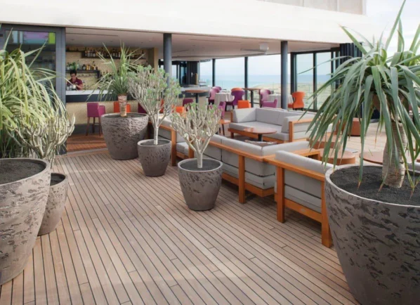 Kvetináč Atelier Vierkant AB