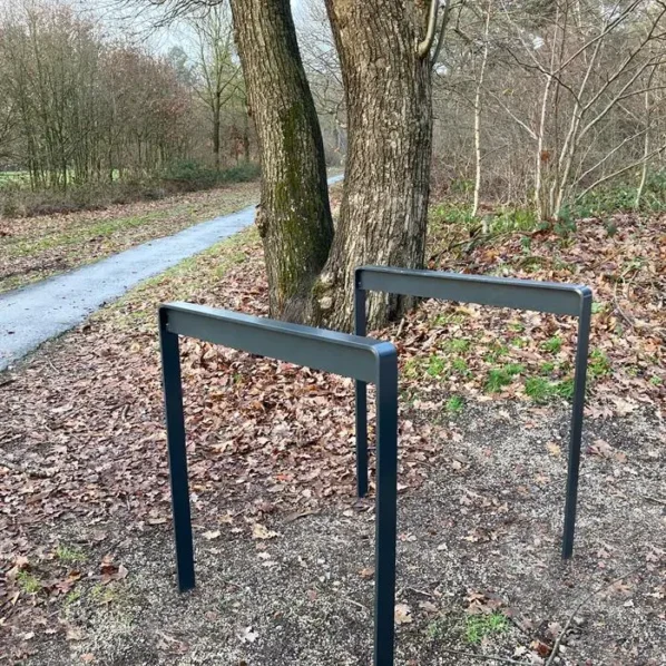 Stojan na bicykle STOR, povrchovo upravená oceľ