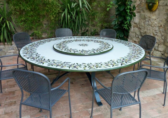 Olive, ručne maľovaný okrúhly stôl z lávového kameňa