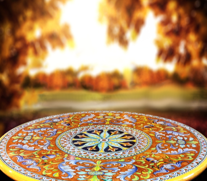 Deruta Antico, ručne maľovaný okrúhly stôl z lávového kameňa